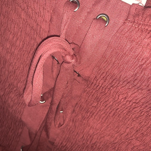 Off the Shoulder Ruched Top - Picture 3 of 4